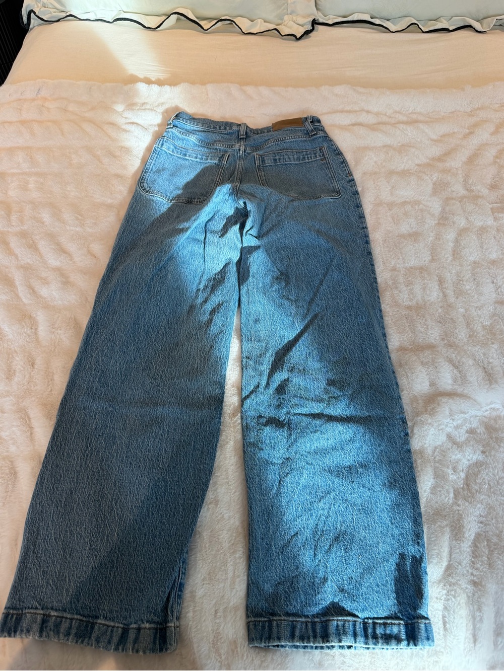 Madewell Medium Blue Wide-Leg Jeans - Picture 4 of 4